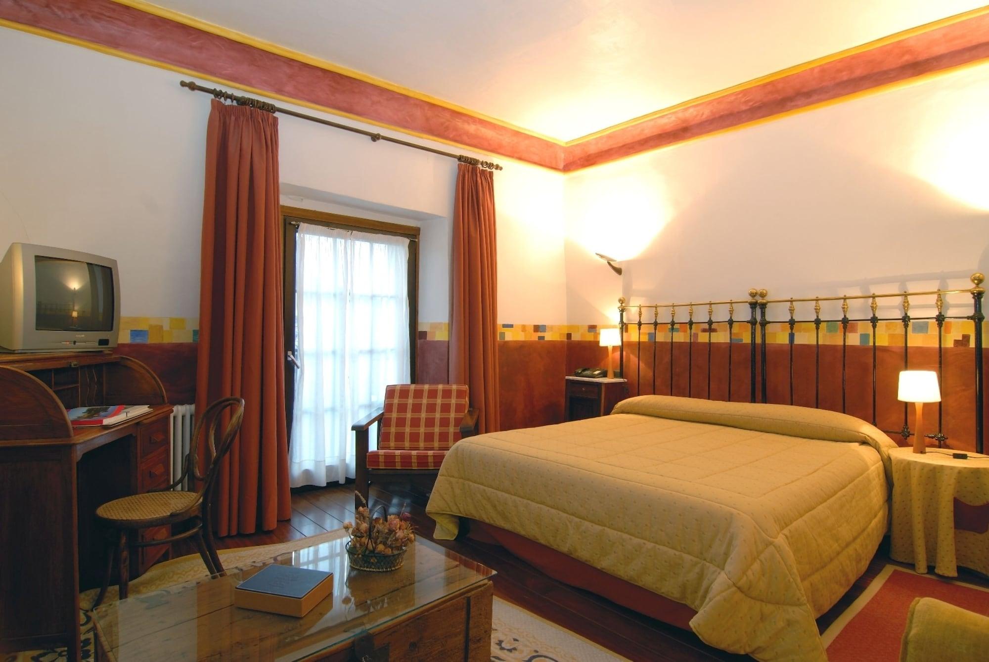 Hotel Casa Del Abad Ampudia Ruang foto